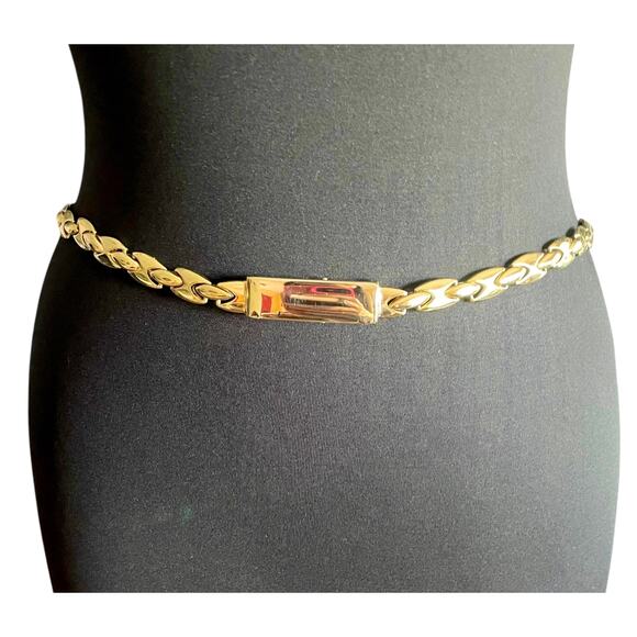 Neiman Marcus Gold Tone Chain Belt Length 31.5" Classic Old Money Quiet Luxury - Picture 1 of 7